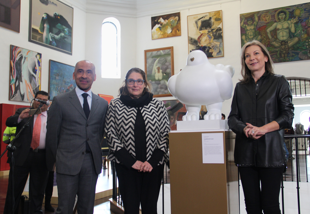 ‘La paloma de la paz’ de Fernando Botero llega al Museo Nacional de Colombia